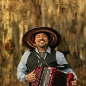 Terrance simien and the zydeco experience small